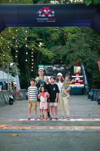 BIB: 
                            <button type="button" onclick="openModal(28045994)" class="btn btn-primary btn-sm float-right btn-popup" data-toggle="modal" data-target=".modal-high-quality">
                        <i class="fas fa-shopping-cart"></i> Add to Cart
                    </button>
                                            <button type="button" onclick="isThisMe(28045994, true)" class="btn btn-success btn-sm float-right btn-popup btn-isme hidden" data-toggle="tooltip" data-placement="bottom" title="นี่คือรูปของคุณใช่ไหม คลิกที่นี่เพื่อเอาเข้าอัลบั้ม">
                        <i class="fas fa-plus"></i> Add to album
                    </button>
                    <button type="button" onclick="isThisMe(28045994, false)" class="btn btn-warning btn-sm float-right btn-popup btn-isnotme hidden">
                        <i class="fas fa-ban"></i> Remove from album
                    </button>